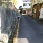 雑種地と公道の接面